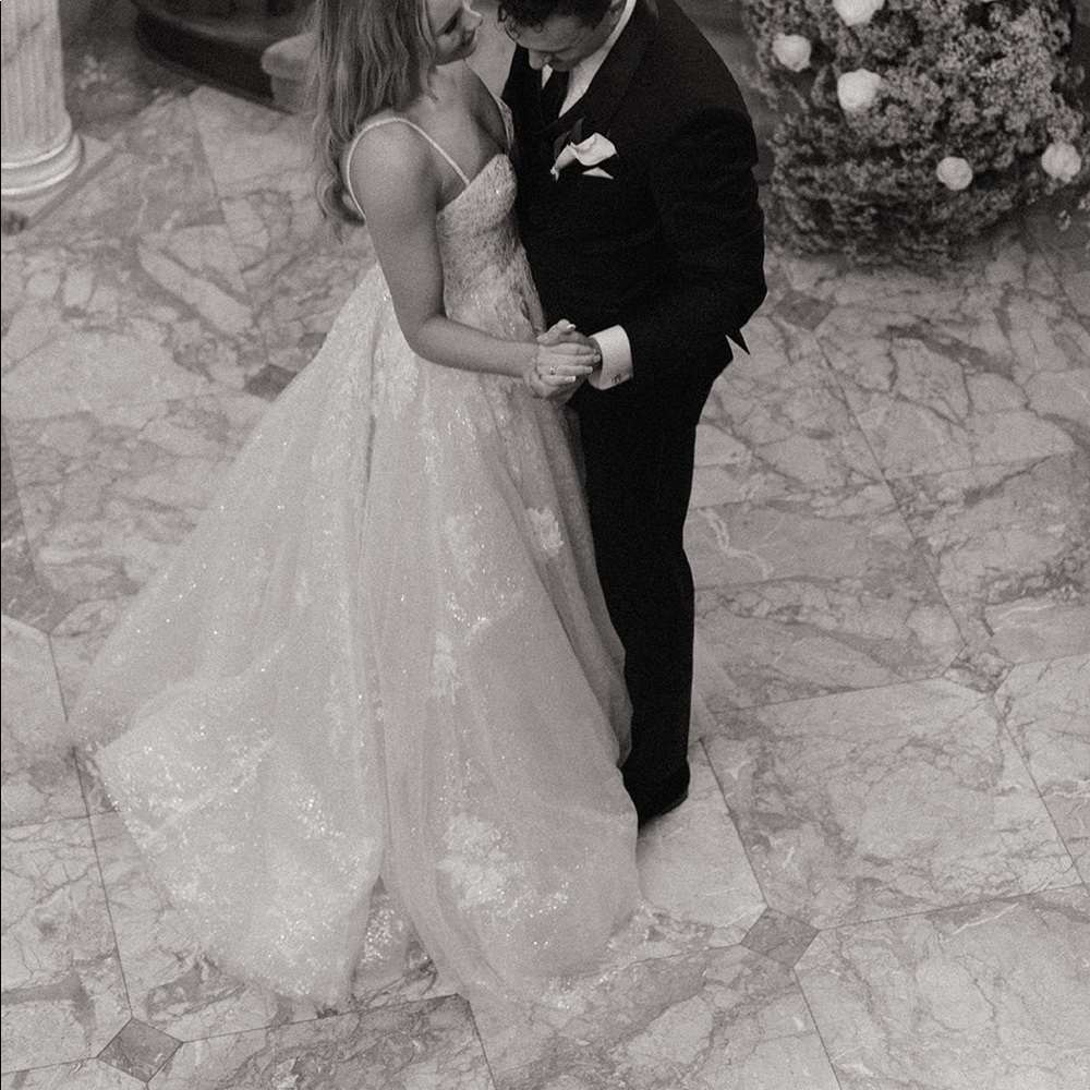 Wedding Dress - Picture 3 of 5